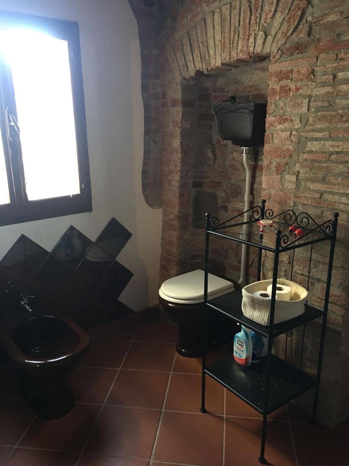 La Divina Dimora Il Castello Degli Spiriti Magni Lejlighed Montepescali Eksteriør billede