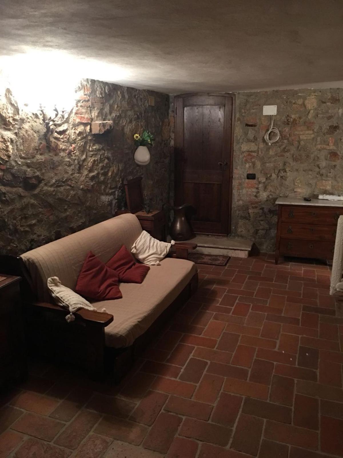 La Divina Dimora Il Castello Degli Spiriti Magni Lejlighed Montepescali Eksteriør billede