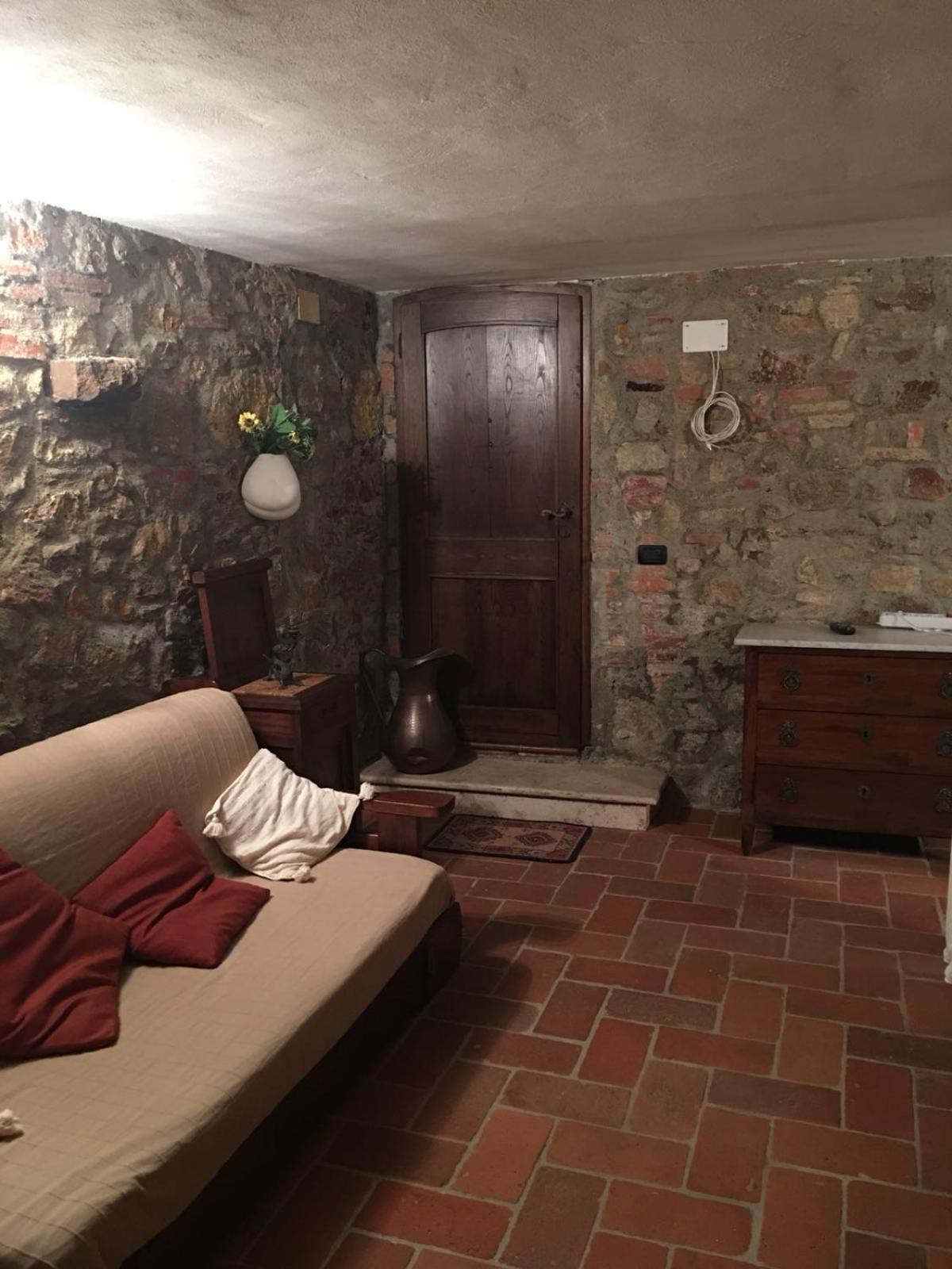 La Divina Dimora Il Castello Degli Spiriti Magni Lejlighed Montepescali Eksteriør billede